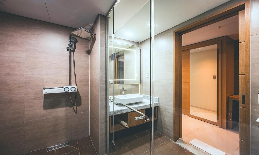 Wonju City Hotel Hyeoksin Zewnętrze zdjęcie