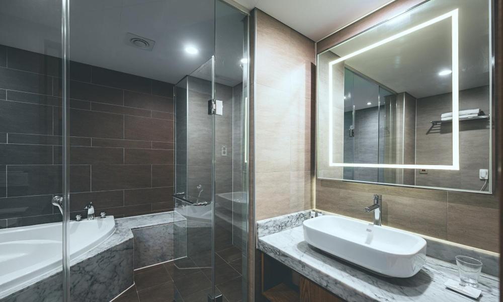 Wonju City Hotel Hyeoksin Zewnętrze zdjęcie