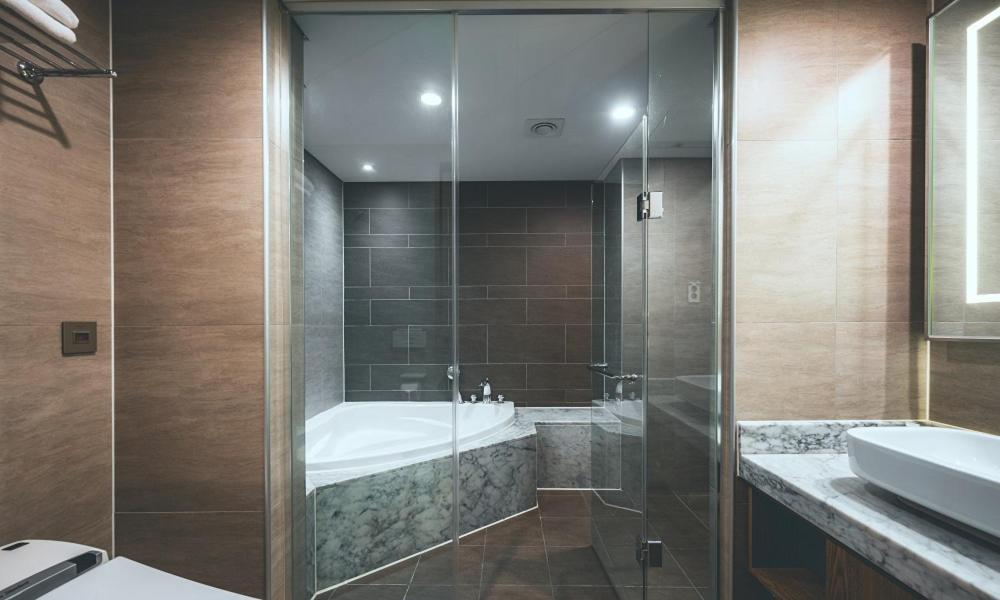 Wonju City Hotel Hyeoksin Zewnętrze zdjęcie