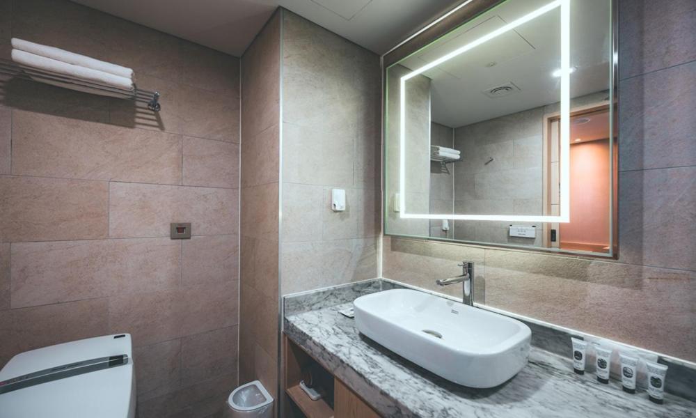 Wonju City Hotel Hyeoksin Zewnętrze zdjęcie