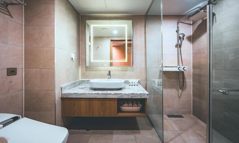 Wonju City Hotel Hyeoksin Zewnętrze zdjęcie